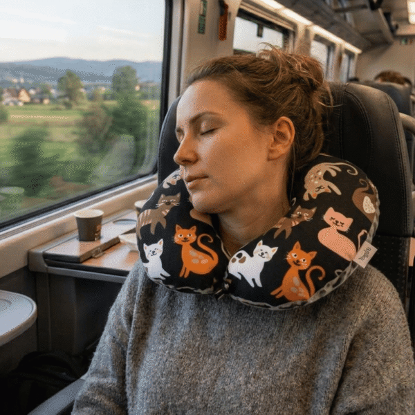 Poduszka podróżna na szyję wygodny rogal zagłówek dla dorosłych – koty brązowe