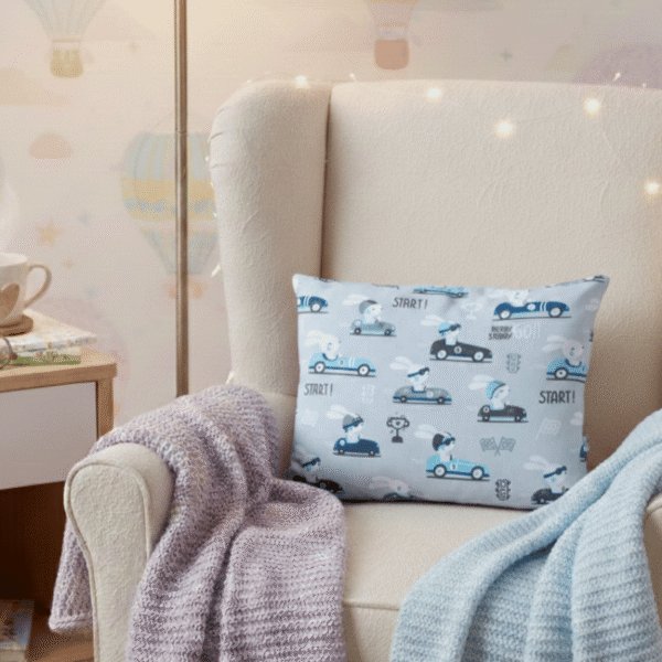 Poduszka jasiek bawełniana 30×40 cm Bajbi wyścigówki