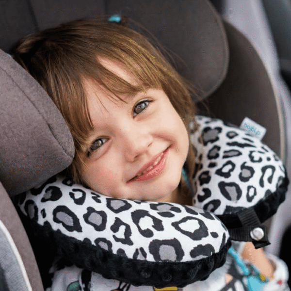 Poduszka podróżna na szyję rogal dla dzieci bawełna minky wygodna – cętki