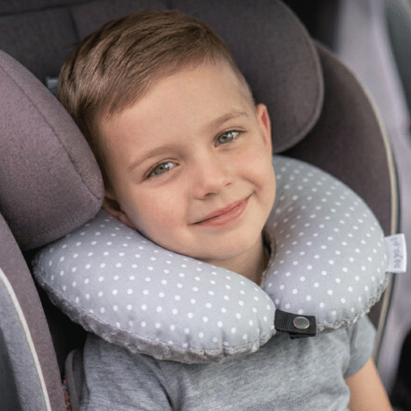 Poduszka podróżna na szyję rogal dla dzieci bawełna minky wygodna – groszki szare